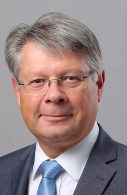 Portraitfoto von Rainer Schauermann